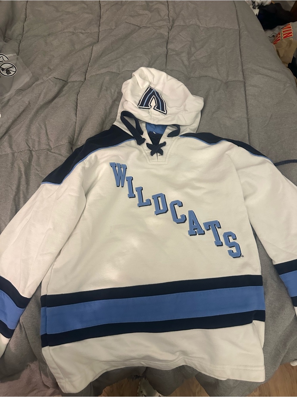 Villanova Wildcats White & Light Blue Hooded Sweatshirt